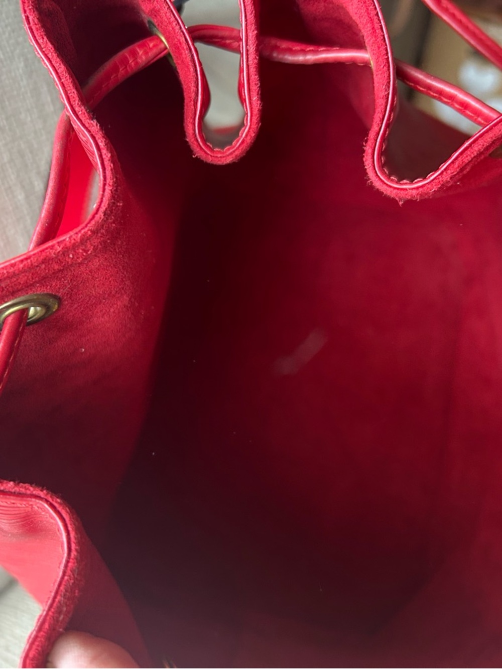 Louis Vuitton Red Epi Leather Drawstring Shoulder Bucket Bag PRISTINE CONDITION - Picture 6 of 13